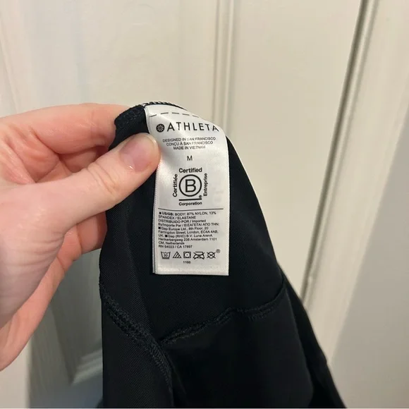 Athleta Delancey Gleam Tight/Leggings in Black - Size Medium - Picture 10 of 11